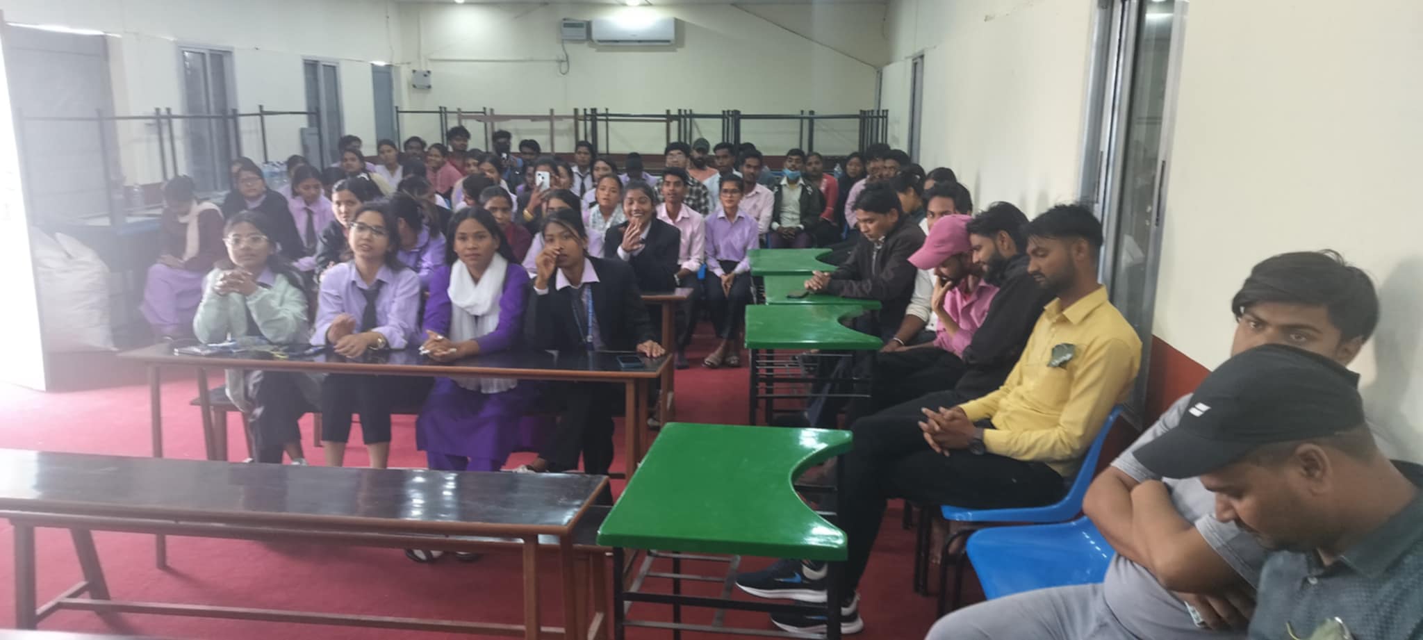 उपेन्द्र कहारको  नेतृत्व्मा नवनिर्वाचित स्ववियु पदाधिकारीहरुलाइ प्रमाण पत्र वितरण कार्यक्रम-  २०८१